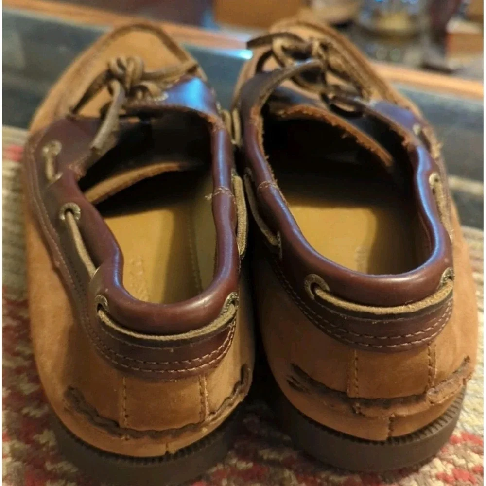 GH Bass & Co Two Brown Leather Boat Shoes Slip‎ On Lace Up Men's Size 8 M
